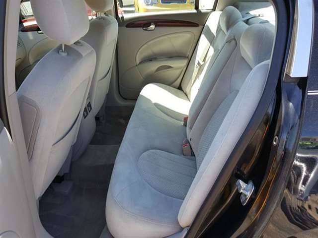 Buick Lucerne 2011 photo 12